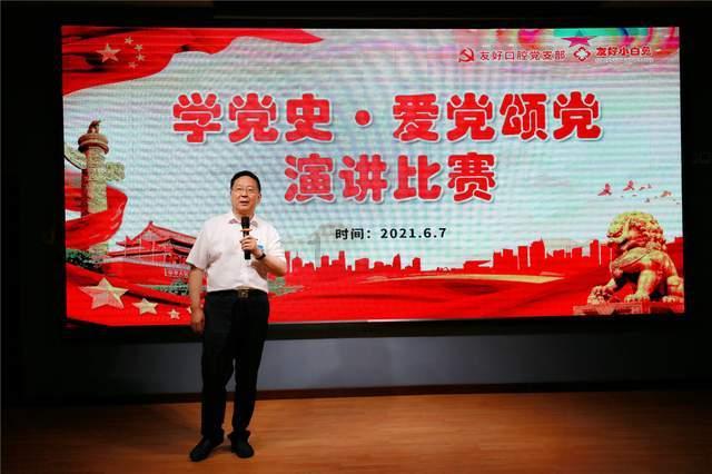 救援白色小猫